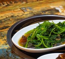 Century Egg and Sweet Potato Leaf Stir-fry