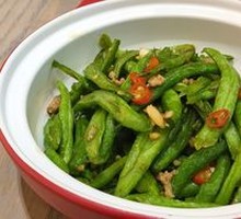 Braised String Beans in Clay Pot