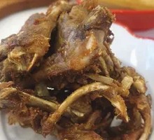 Salt-and-pepper Duck Frame