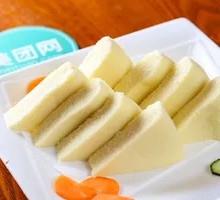 Milk-flavored Millet Cake