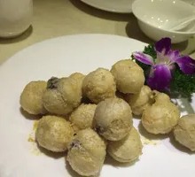 Salted Egg Yolk Baked Glutinous Rice Balls