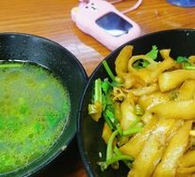 Braised Beef with Knife-Sliced Noodles