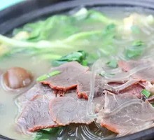 Braised Beef and Noodles Soup