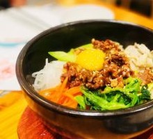 Grilled Beef Stone Pot Rice