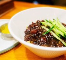Zhajiangmian