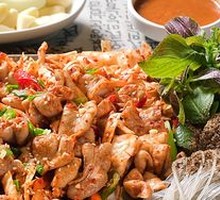 Vegetable Stir-fry with Intestine (Rice Intestine)