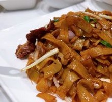 Dry-Fried Beef Rice Noodles