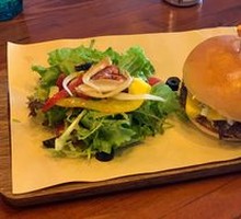 Blue Cheese Burger (Single Layer)