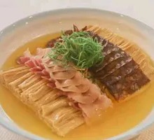 Three Delicacies Tofu Skin Stew