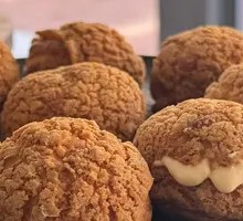 Vanilla Cream Puff