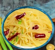 Stir-Fried Potato Strips