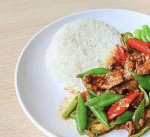 Beef with Green Pepper Rice Bowl