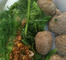 Beef Tendon Meatball Rice Noodle Soup