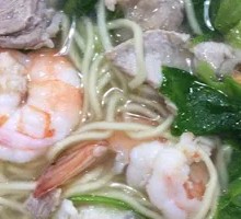 Seafood Crispy Noodle Soup