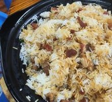Braised Pork Ribs with Preserved Meats in Clay Pot Rice