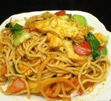 Egg and Pork Noodles Stir-Fry