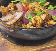 Stir-Fry Qingyuan Chicken Pot
