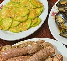 Salted Egg Yolk Stir-fried Loofah