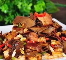 Bamboo Shoots Stir-Fried with Preserved Pork