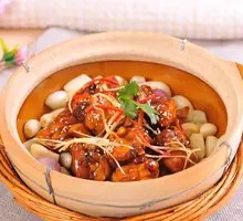Stir-fry Chicken Pot