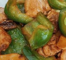 Bell Pepper Stir-Fried Chicken