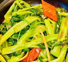 Stir-fried Water Spinach