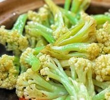 Shrimp Paste Stir-fried Tai Shan Cauliflower