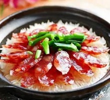 Preserved Meat and Sausage Claypot Rice