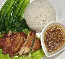 黑椒鸡扒饭