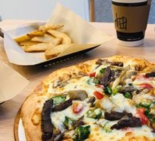 Australian Wagyu Beef & Mushroom Pizza