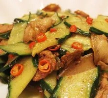 Cucumber Stir-Fried with Pork