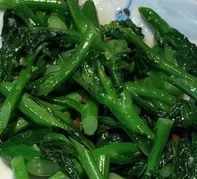 Stir-Fried Bok Choy with Garlic