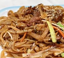 Dry-Fried Beef Rice Noodles