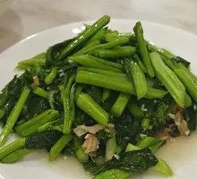 Oil-Poured Bok Choy