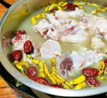 Qingyuan Chicken Pot