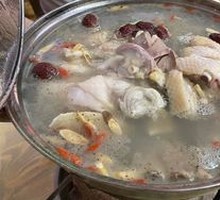 Black Phoenix Chicken Pot