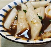 Beef Sauce Rice Noodle Roll