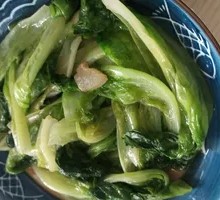 Stir-Fried Lettuce