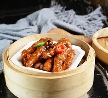 Steamed Chicken Feet in Sauce