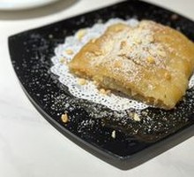 Crispy Peanut and Walnut Sweet Pancake