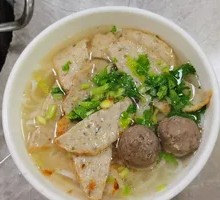 Chaozhou Meat Roll Beef Ball Soup Noodles