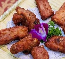 Golden Garlic Pork Ribs