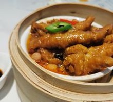 Braised Chicken Feet in Soy Sauce