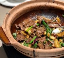 Stir-fried Beef with Sauce