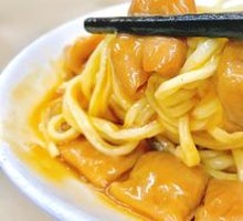 Fried Sauce Noodles with Fresh Vegetables