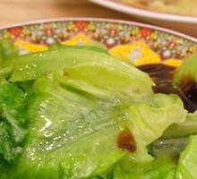 Stir-Fried Lettuce with Oyster Sauce