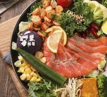 Dragon Fruit Smoked Salmon Salad
