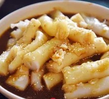 Beef Sauce Rice Noodle Roll