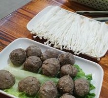 Beef tendon meatballs