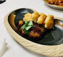 Barbecue Pork with Squid Cake